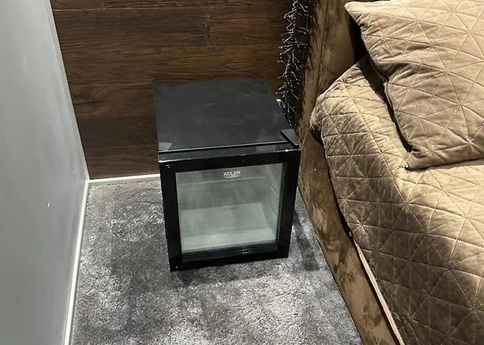 B&m Romantic Self Check-in * וילנה