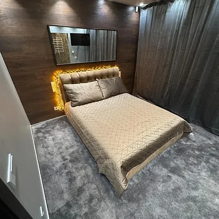 Apartment B&m Romantic Self Check-in *