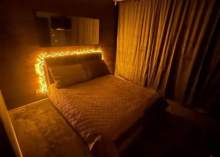 Apartment B&m Romantic Self Check-in